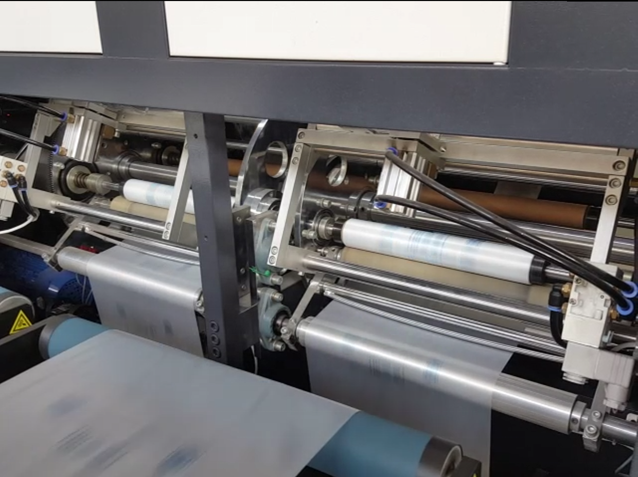 Double lines linkage bag making machine(paper core)